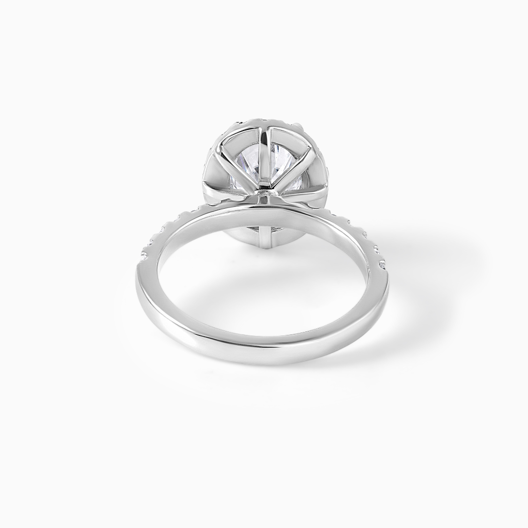 Oval Moissanite Ring Engagement Alternative Diamond Look Alike Jewelry Bridal Piece Elegant Design Sparkly Halo Sterling Silver Wedding Band