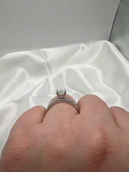 1 Carat Round Moissanite Engagement Ring Set