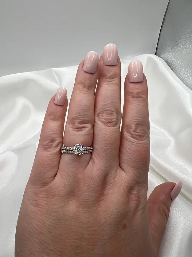 1 Carat Round Moissanite Engagement Ring Set