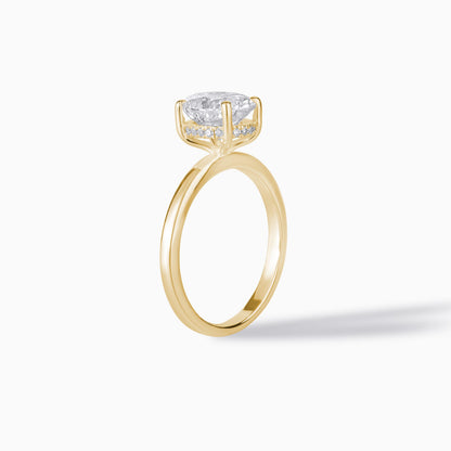 Oval Cut Moissanite Engagement Ring