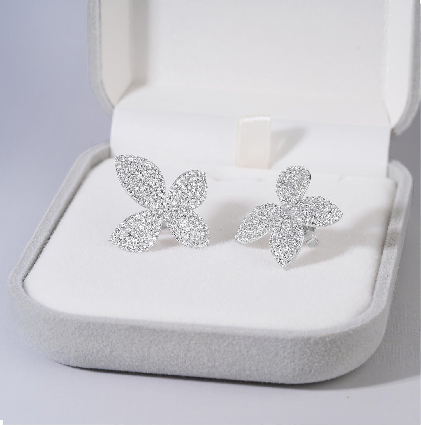 Flower Shape Moissanite Stud Earring